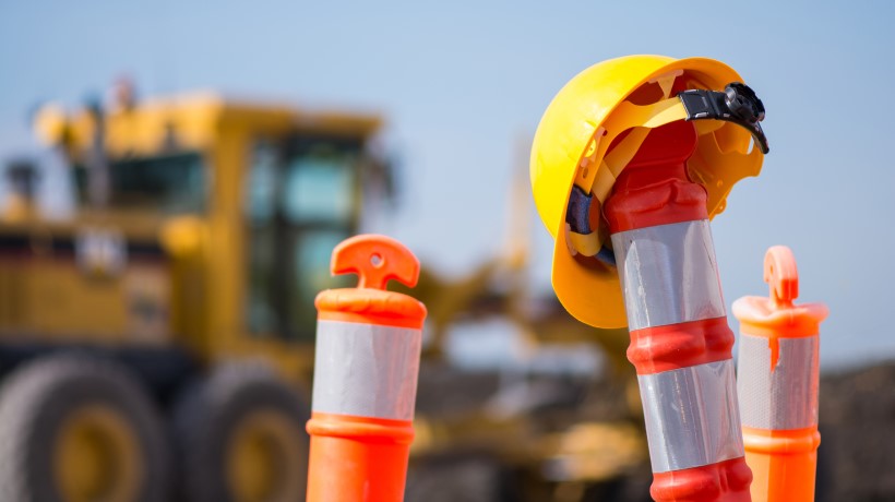 工業(yè)平板電腦加人工智能增加建筑工地及任何施工現(xiàn)場(chǎng)安全系數(shù)